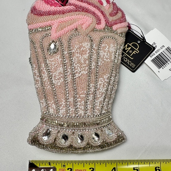 👸👸👸Mary Frances Pink and Cream Beaded Ice Cream Sundae Bag (Brand New) - Picture 6 of 15